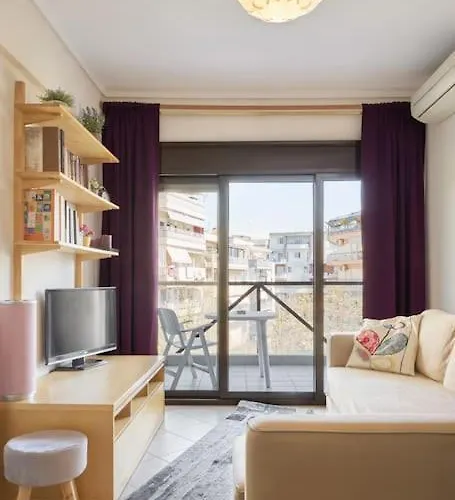 Βright Boutique Apartment In Vibrant Neighbourhood