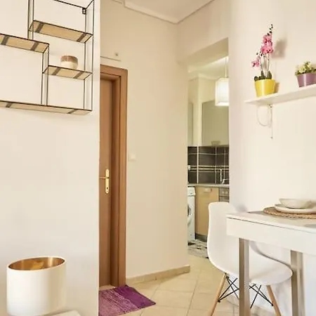 Βright Boutique Apartment In Vibrant Neighbourhood Thessaloniki Exterior photo