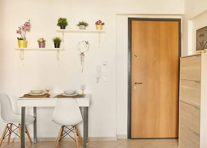 Βright Boutique Apartment In Vibrant Neighbourhood